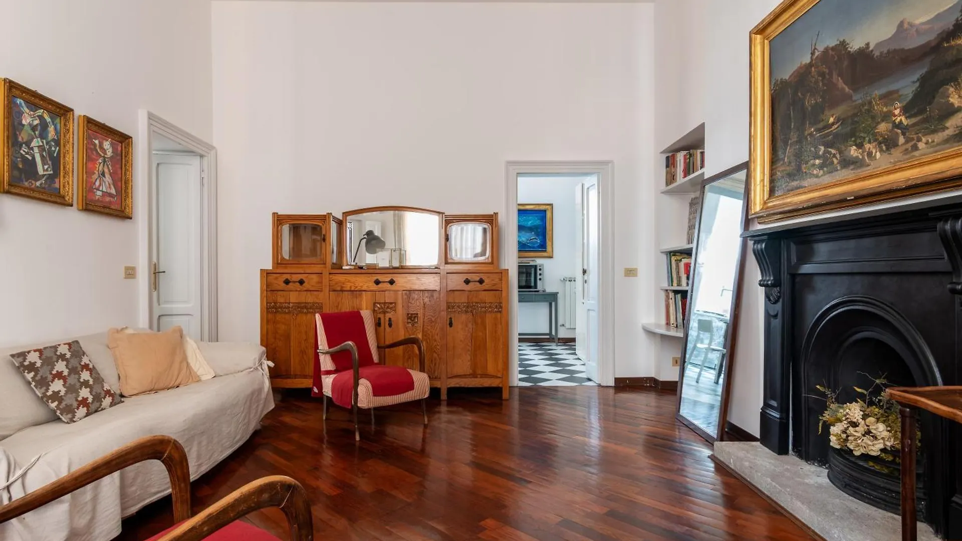 Spacious And Bright Three-Room Apartment Just Few Steps From The Duomo Milánó